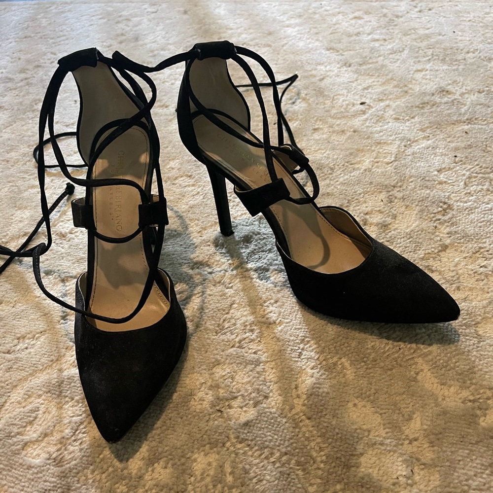 Black Tie Heels